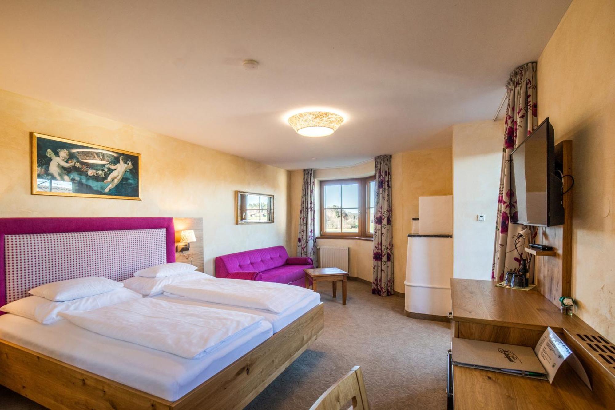 Gastagwirt Hotel Ойгендорф Екстериор снимка